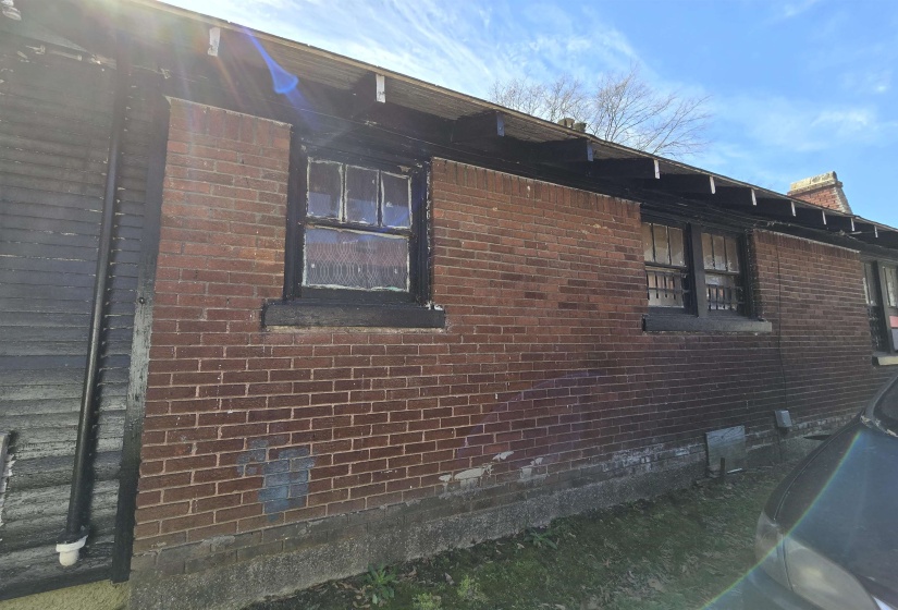 1484 MAPLEWOOD ST, Memphis, Tennessee 38108, 2 Bedrooms Bedrooms, 5 Rooms Rooms,1 BathroomBathrooms,Residential,For Sale,MAPLEWOOD,10225583