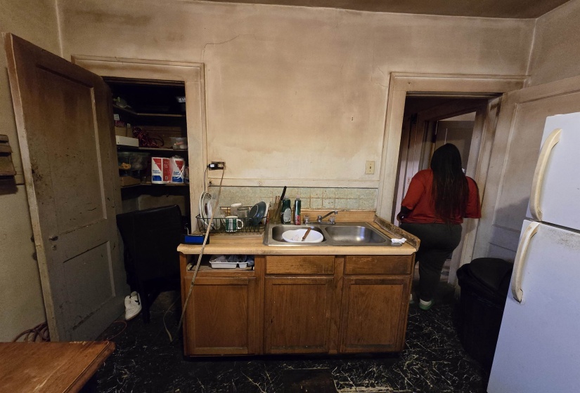 1484 MAPLEWOOD ST, Memphis, Tennessee 38108, 2 Bedrooms Bedrooms, 5 Rooms Rooms,1 BathroomBathrooms,Residential,For Sale,MAPLEWOOD,10225583