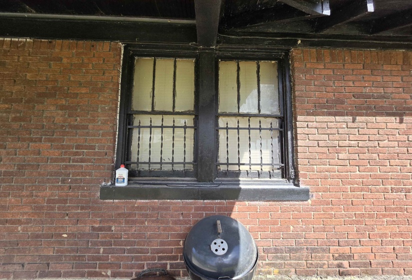 1484 MAPLEWOOD ST, Memphis, Tennessee 38108, 2 Bedrooms Bedrooms, 5 Rooms Rooms,1 BathroomBathrooms,Residential,For Sale,MAPLEWOOD,10225583