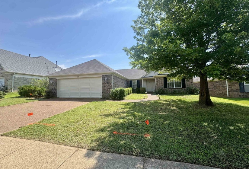 1532 PEMBERTON LN, Cordova, Tennessee 38016, 3 Bedrooms Bedrooms, 6 Rooms Rooms,2 BathroomsBathrooms,Rental Properties,For Sale,PEMBERTON,10225635