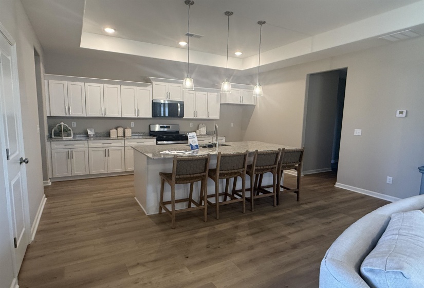 365 GREEN WILLOW DR, Oakland, Tennessee 38060, 3 Bedroom Bedrooms, 7 Room Rooms,2 BathroomBathrooms,Residential,For Sale,GREEN WILLOW,0,10190828