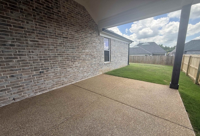 365 GREEN WILLOW DR, Oakland, Tennessee 38060, 3 Bedroom Bedrooms, 7 Room Rooms,2 BathroomBathrooms,Residential,For Sale,GREEN WILLOW,0,10190828