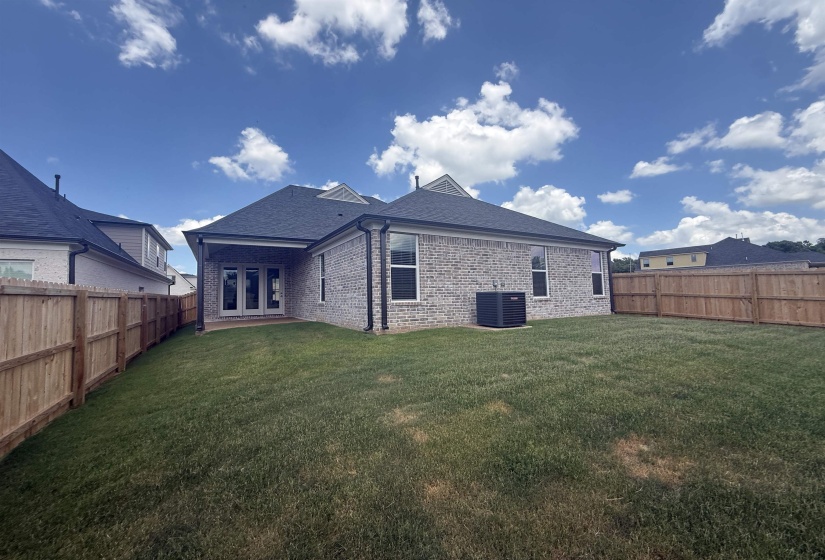 365 GREEN WILLOW DR, Oakland, Tennessee 38060, 3 Bedroom Bedrooms, 7 Room Rooms,2 BathroomBathrooms,Residential,For Sale,GREEN WILLOW,0,10190828
