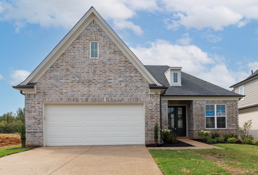 365 GREEN WILLOW DR, Oakland, Tennessee 38060, 3 Bedroom Bedrooms, 7 Room Rooms,2 BathroomBathrooms,Residential,For Sale,GREEN WILLOW,0,10190828