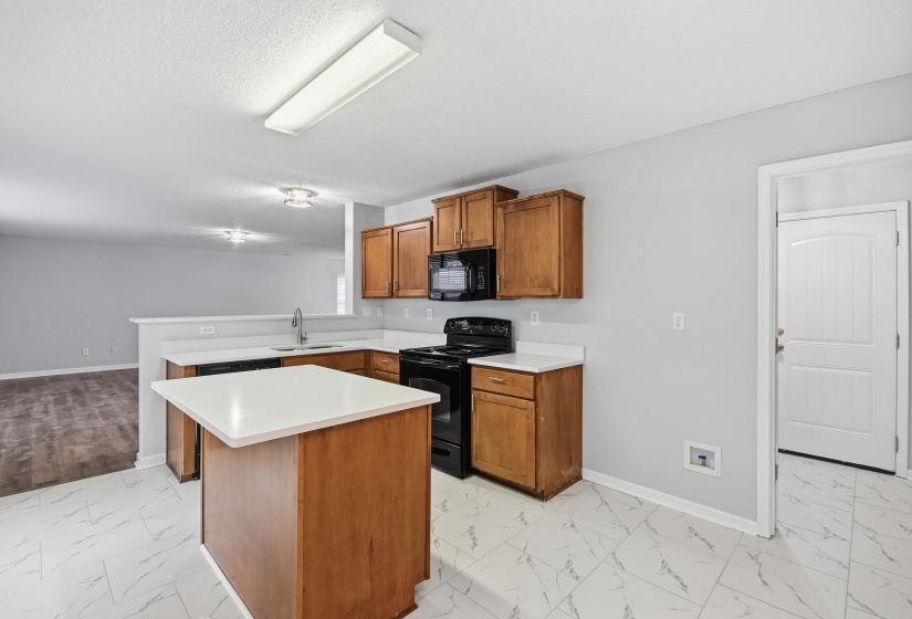 7743 FREEHOLD DR, Memphis, Tennessee 38125, 3 Bedroom Bedrooms, 8 Room Rooms,2.1 BathroomBathrooms,Residential,For Sale,FREEHOLD,0,10212601