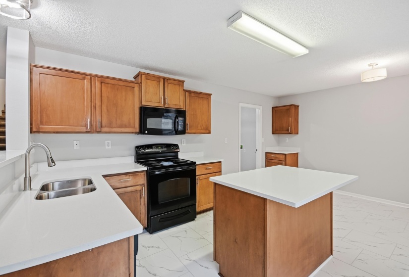 7743 FREEHOLD DR, Memphis, Tennessee 38125, 3 Bedroom Bedrooms, 8 Room Rooms,2.1 BathroomBathrooms,Residential,For Sale,FREEHOLD,0,10212601