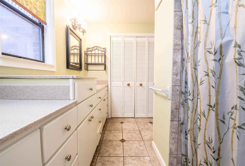 8497 BERGEN CV, Memphis, Tennessee 38018, 5 Bedroom Bedrooms, 10 Room Rooms,3.1 BathroomBathrooms,Residential,For Sale,BERGEN,0,10218639