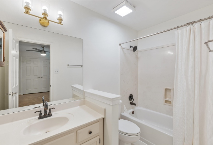 2088 DEERWOODS CV, Germantown, Tennessee 38139, 4 Bedroom Bedrooms, 10 Room Rooms,3.1 BathroomBathrooms,Residential,For Sale,DEERWOODS,0,10220557