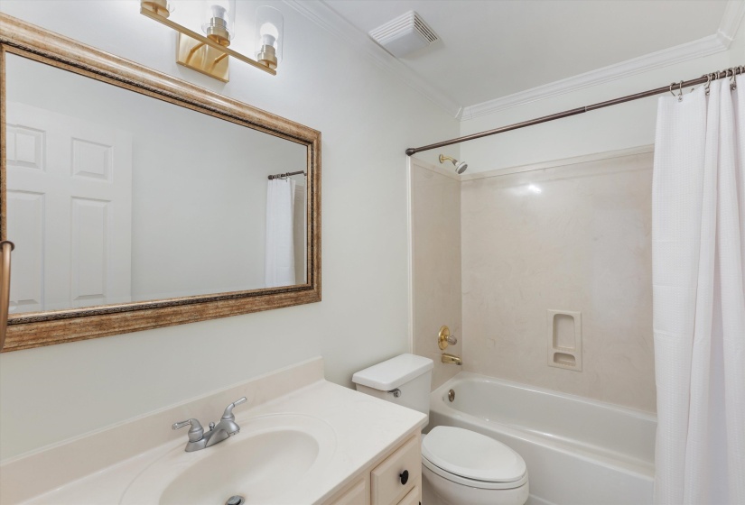 2088 DEERWOODS CV, Germantown, Tennessee 38139, 4 Bedroom Bedrooms, 10 Room Rooms,3.1 BathroomBathrooms,Residential,For Sale,DEERWOODS,0,10220557