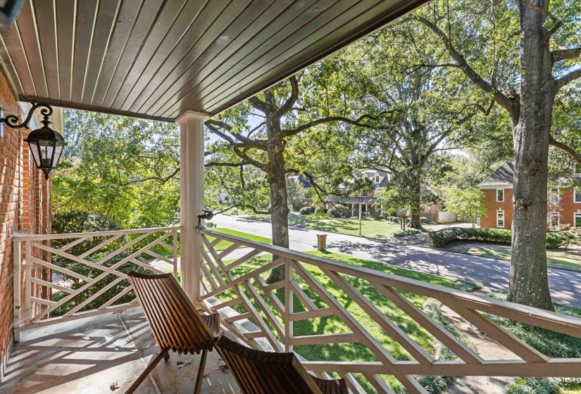 2088 DEERWOODS CV, Germantown, Tennessee 38139, 4 Bedroom Bedrooms, 10 Room Rooms,3.1 BathroomBathrooms,Residential,For Sale,DEERWOODS,0,10220557