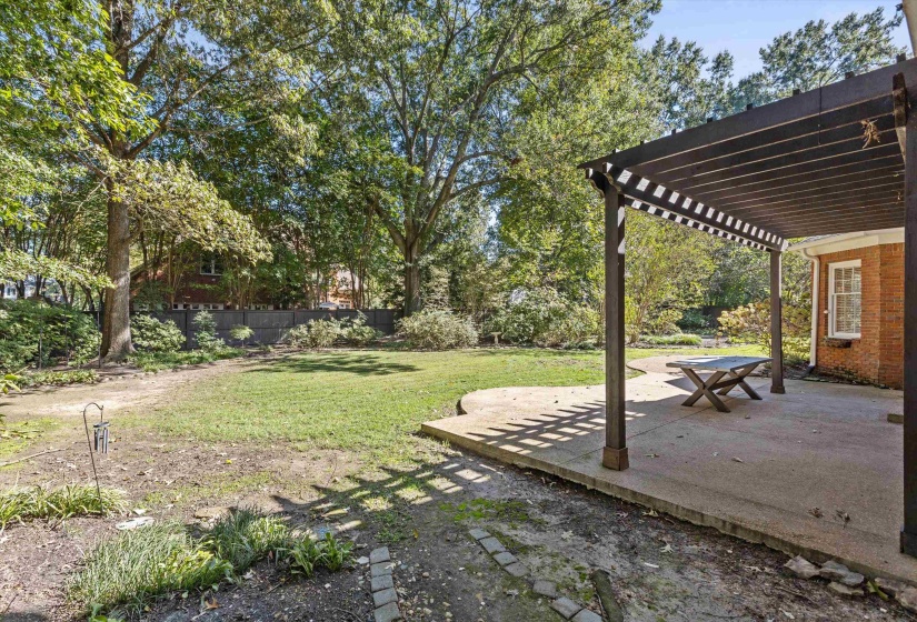 2088 DEERWOODS CV, Germantown, Tennessee 38139, 4 Bedroom Bedrooms, 10 Room Rooms,3.1 BathroomBathrooms,Residential,For Sale,DEERWOODS,0,10220557