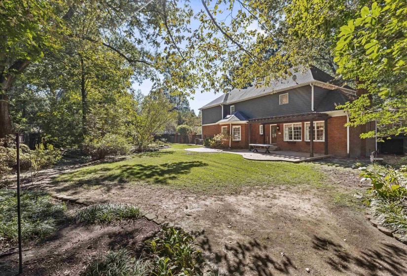2088 DEERWOODS CV, Germantown, Tennessee 38139, 4 Bedroom Bedrooms, 10 Room Rooms,3.1 BathroomBathrooms,Residential,For Sale,DEERWOODS,0,10220557