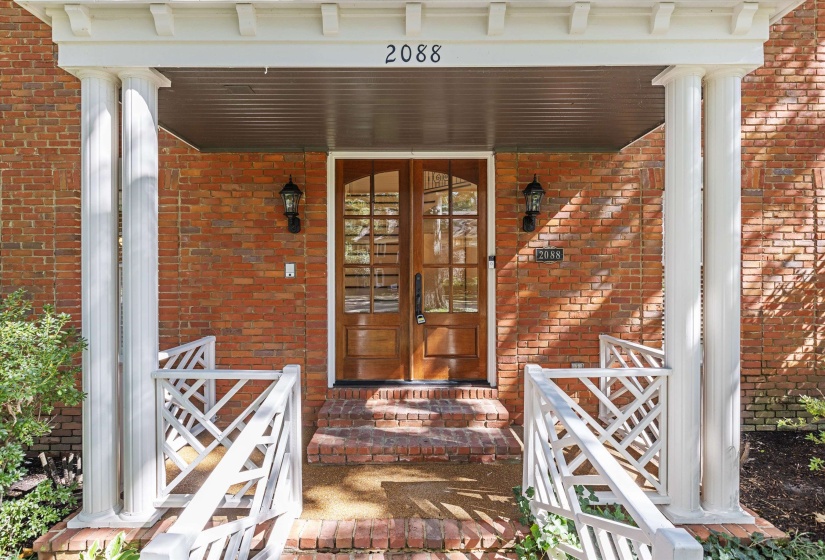 2088 DEERWOODS CV, Germantown, Tennessee 38139, 4 Bedroom Bedrooms, 10 Room Rooms,3.1 BathroomBathrooms,Residential,For Sale,DEERWOODS,0,10220557
