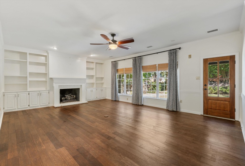 2088 DEERWOODS CV, Germantown, Tennessee 38139, 4 Bedroom Bedrooms, 10 Room Rooms,3.1 BathroomBathrooms,Residential,For Sale,DEERWOODS,0,10220557