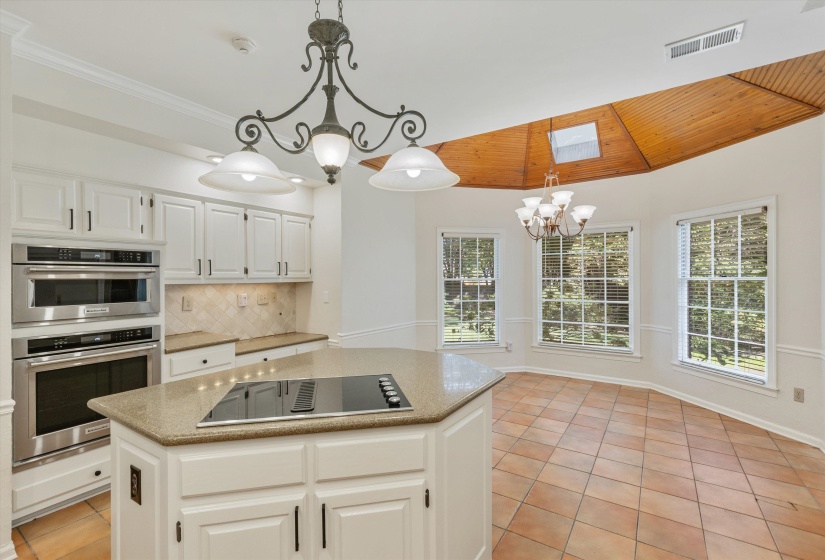 2088 DEERWOODS CV, Germantown, Tennessee 38139, 4 Bedroom Bedrooms, 10 Room Rooms,3.1 BathroomBathrooms,Residential,For Sale,DEERWOODS,0,10220557