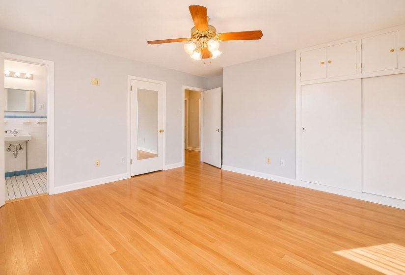 4980 DEE RD, Memphis, Tennessee 38117, 3 Bedroom Bedrooms, 6 Room Rooms,2 BathroomBathrooms,Residential,For Sale,DEE,0,10222955
