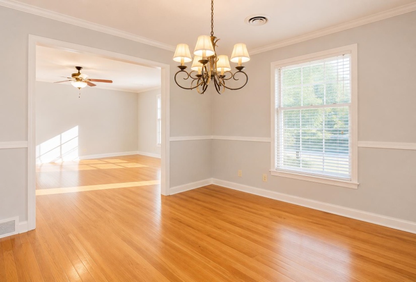 4980 DEE RD, Memphis, Tennessee 38117, 3 Bedroom Bedrooms, 6 Room Rooms,2 BathroomBathrooms,Residential,For Sale,DEE,0,10222955