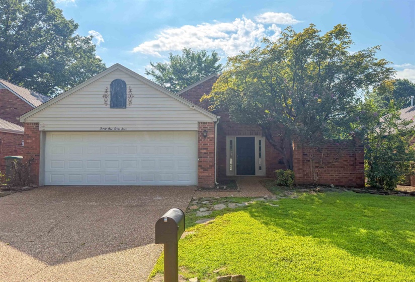 3144 LYGON CV, Memphis, Tennessee 38119, 3 Bedroom Bedrooms, 5 Room Rooms,2 BathroomBathrooms,Residential,For Sale,LYGON,0,10224282