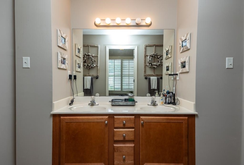 12183 DARGIE DR, Arlington, Tennessee 38002, 4 Bedroom Bedrooms, 8 Room Rooms,3.1 BathroomBathrooms,Residential,For Sale,DARGIE,0,10225606
