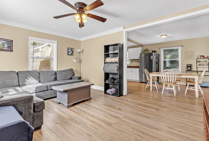 3704 FRIAR TUCK RD, Memphis, Tennessee 38111, 4 Bedroom Bedrooms, 6 Room Rooms,2 BathroomBathrooms,Residential,For Sale,FRIAR TUCK,0,10225622