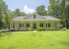 40 SUZY CV, Savannah, Tennessee 38372, 4 Bedroom Bedrooms, 11 Room Rooms,3.1 BathroomBathrooms,Residential,For Sale,SUZY,0,10225626 40 SUZY CV, Savannah, Tennessee 38372, 4 Bedroom Bedrooms, 11 Room Rooms,3.1 BathroomBathrooms,Residential,For Sale,SUZY,0,10225626