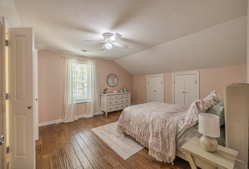 40 SUZY CV, Savannah, Tennessee 38372, 4 Bedroom Bedrooms, 11 Room Rooms,3.1 BathroomBathrooms,Residential,For Sale,SUZY,0,10225626