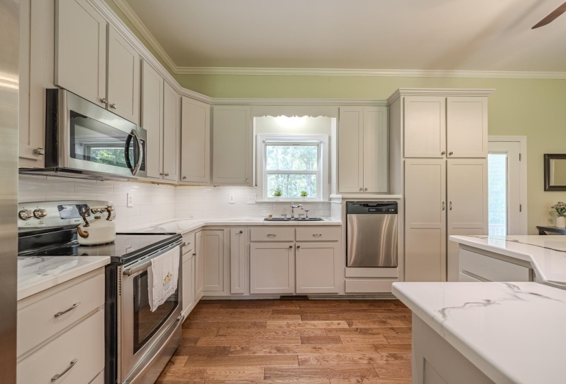 40 SUZY CV, Savannah, Tennessee 38372, 4 Bedroom Bedrooms, 11 Room Rooms,3.1 BathroomBathrooms,Residential,For Sale,SUZY,0,10225626