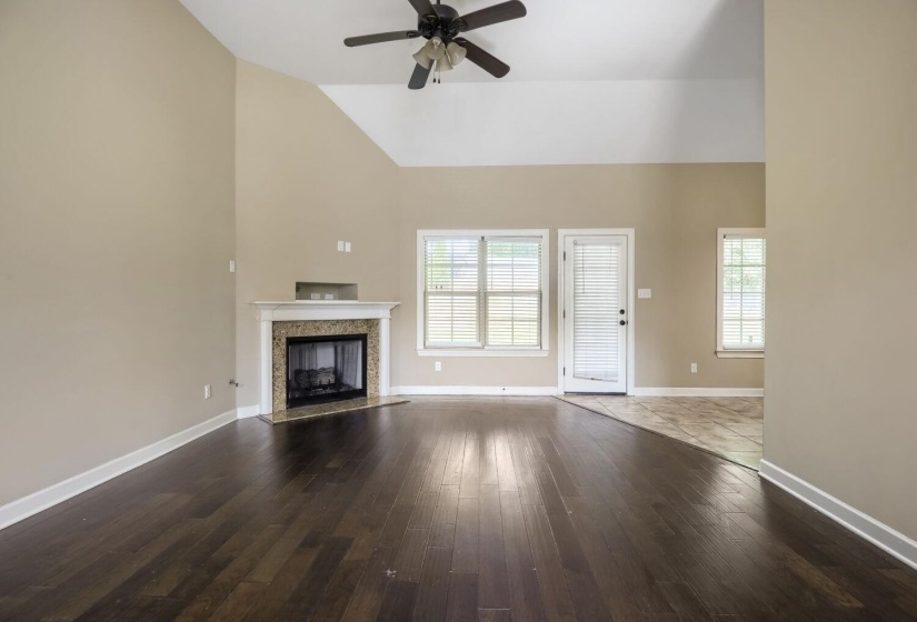 4855 BOURNE HOLLOW LN, Bartlett, Tennessee 38002, 4 Bedroom Bedrooms, 8 Room Rooms,3 BathroomBathrooms,Residential,For Sale,BOURNE HOLLOW,0,10225627