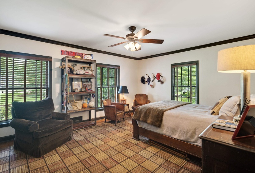 4440 BARFIELD RD, Memphis, Tennessee 38117, 5 Bedrooms Bedrooms, 10 Rooms Rooms,4.1 BathroomsBathrooms,Residential,For Sale,BARFIELD,10225629