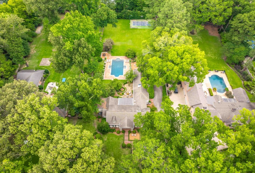 4440 BARFIELD RD, Memphis, Tennessee 38117, 5 Bedrooms Bedrooms, 10 Rooms Rooms,4.1 BathroomsBathrooms,Residential,For Sale,BARFIELD,10225629