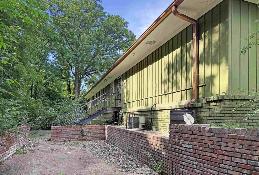 2973 WINDERMERE RD, Memphis, Tennessee 38128, 3 Bedrooms Bedrooms, 7 Rooms Rooms,2 BathroomsBathrooms,Residential,For Sale,WINDERMERE,10225630