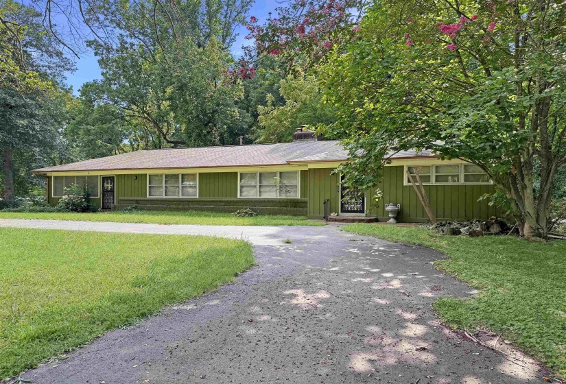 2973 WINDERMERE RD, Memphis, Tennessee 38128, 3 Bedrooms Bedrooms, 7 Rooms Rooms,2 BathroomsBathrooms,Residential,For Sale,WINDERMERE,10225630