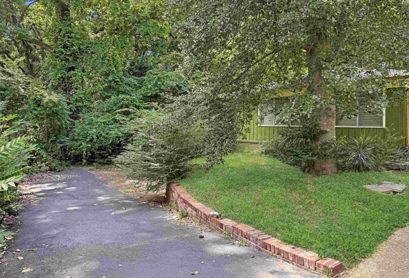 2973 WINDERMERE RD, Memphis, Tennessee 38128, 3 Bedrooms Bedrooms, 7 Rooms Rooms,2 BathroomsBathrooms,Residential,For Sale,WINDERMERE,10225630