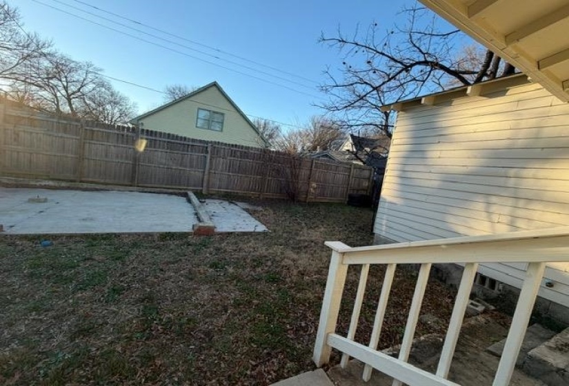 1073 BRUCE ST, Memphis, Tennessee 38104, 3 Bedrooms Bedrooms, 6 Rooms Rooms,2 BathroomsBathrooms,Residential,For Sale,BRUCE,10225633