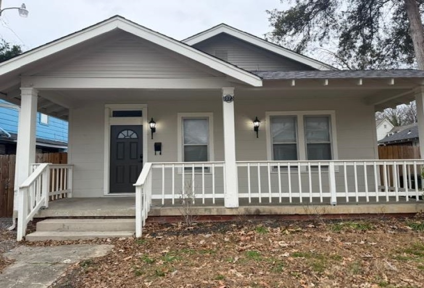 1073 BRUCE ST, Memphis, Tennessee 38104, 3 Bedrooms Bedrooms, 6 Rooms Rooms,2 BathroomsBathrooms,Residential,For Sale,BRUCE,10225633