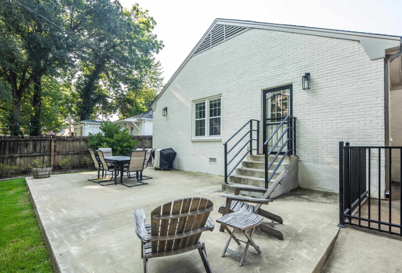 3766 SHIRLWOOD AVE, Memphis, Tennessee 38122, 3 Bedrooms Bedrooms, 7 Rooms Rooms,2 BathroomsBathrooms,Residential,For Sale,SHIRLWOOD,10225645