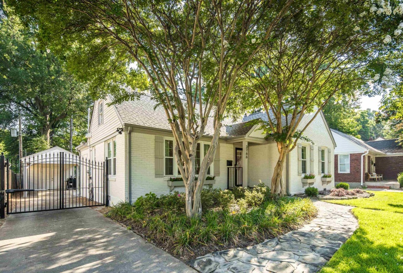 3766 SHIRLWOOD AVE, Memphis, Tennessee 38122, 3 Bedrooms Bedrooms, 7 Rooms Rooms,2 BathroomsBathrooms,Residential,For Sale,SHIRLWOOD,10225645