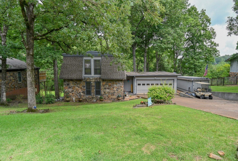 2401 PLACID CV, Nesbit, Mississippi 38651, 2 Bedroom Bedrooms, 10 Room Rooms,3.1 BathroomBathrooms,Residential,For Sale,PLACID,0,10225648