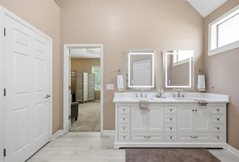 10124 SERENITY LN, Lakeland, Tennessee 38002, 4 Bedrooms Bedrooms, 9 Rooms Rooms,3 BathroomsBathrooms,Residential,For Sale,SERENITY,10225671