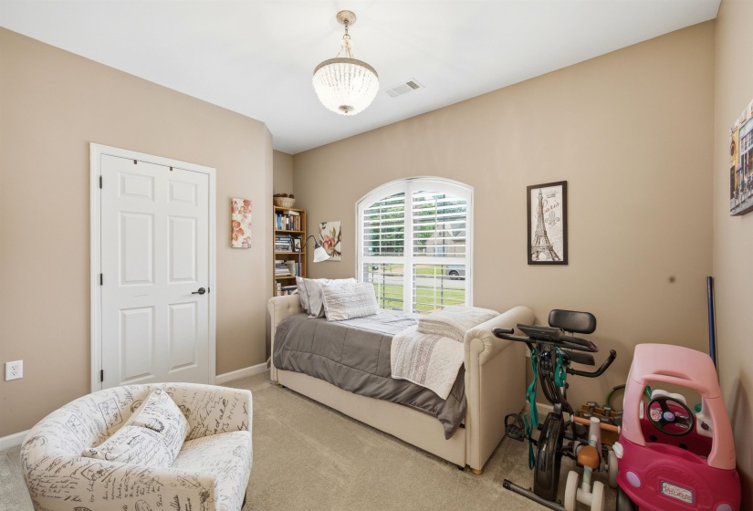 10124 SERENITY LN, Lakeland, Tennessee 38002, 4 Bedrooms Bedrooms, 9 Rooms Rooms,3 BathroomsBathrooms,Residential,For Sale,SERENITY,10225671