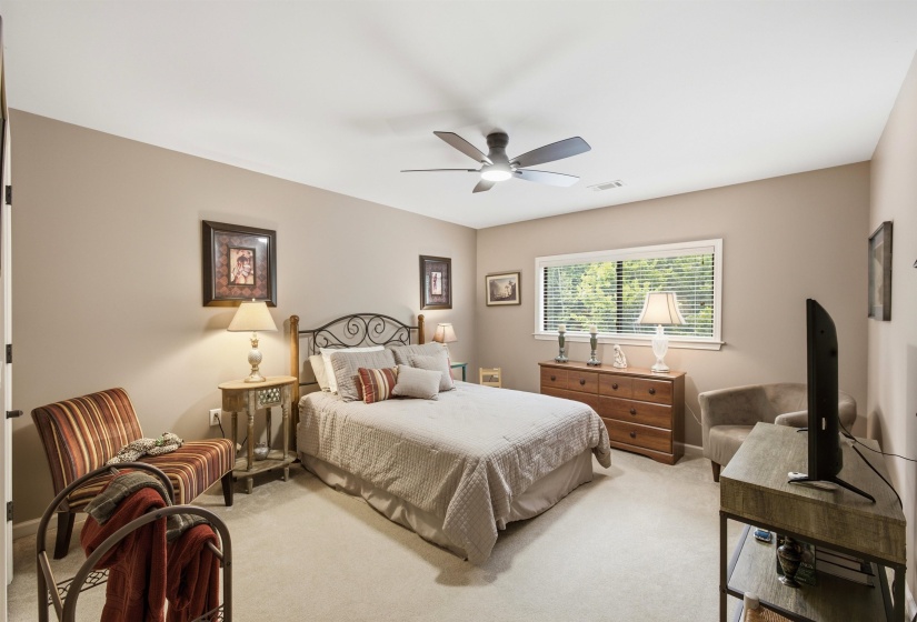 10124 SERENITY LN, Lakeland, Tennessee 38002, 4 Bedrooms Bedrooms, 9 Rooms Rooms,3 BathroomsBathrooms,Residential,For Sale,SERENITY,10225671