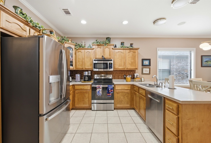 10124 SERENITY LN, Lakeland, Tennessee 38002, 4 Bedrooms Bedrooms, 9 Rooms Rooms,3 BathroomsBathrooms,Residential,For Sale,SERENITY,10225671