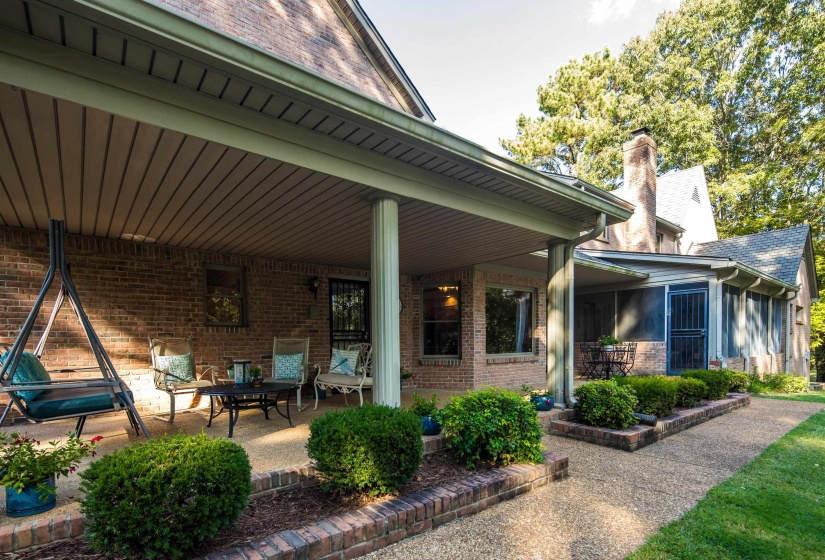 12965 WHISPERING PINES DR, Olive Branch, Mississippi 38654, 5 Bedrooms Bedrooms, 11 Rooms Rooms,3.2 BathroomsBathrooms,Residential,For Sale,WHISPERING PINES,10225674
