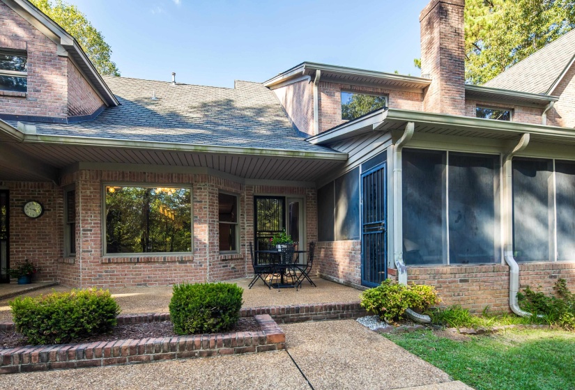 12965 WHISPERING PINES DR, Olive Branch, Mississippi 38654, 5 Bedrooms Bedrooms, 11 Rooms Rooms,3.2 BathroomsBathrooms,Residential,For Sale,WHISPERING PINES,10225674