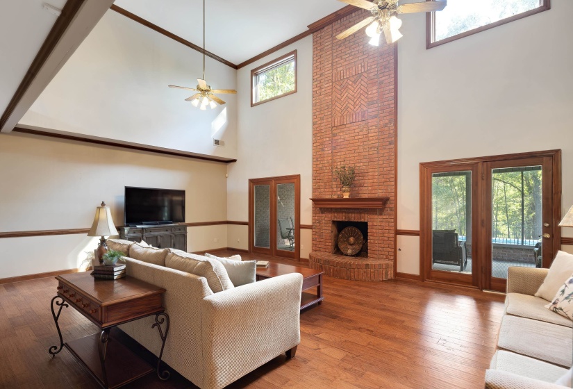 12965 WHISPERING PINES DR, Olive Branch, Mississippi 38654, 5 Bedrooms Bedrooms, 11 Rooms Rooms,3.2 BathroomsBathrooms,Residential,For Sale,WHISPERING PINES,10225674