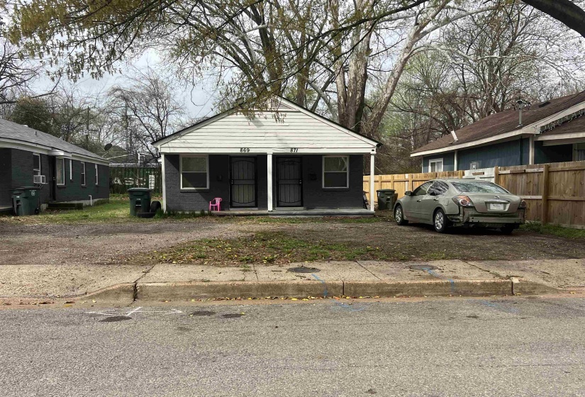 869 BINGHAM ST, Memphis, Tennessee 38108, 2 Bedroom Bedrooms, 0 ,1 BathroomBathrooms,Duplexes,For Sale,BINGHAM,0,10216784