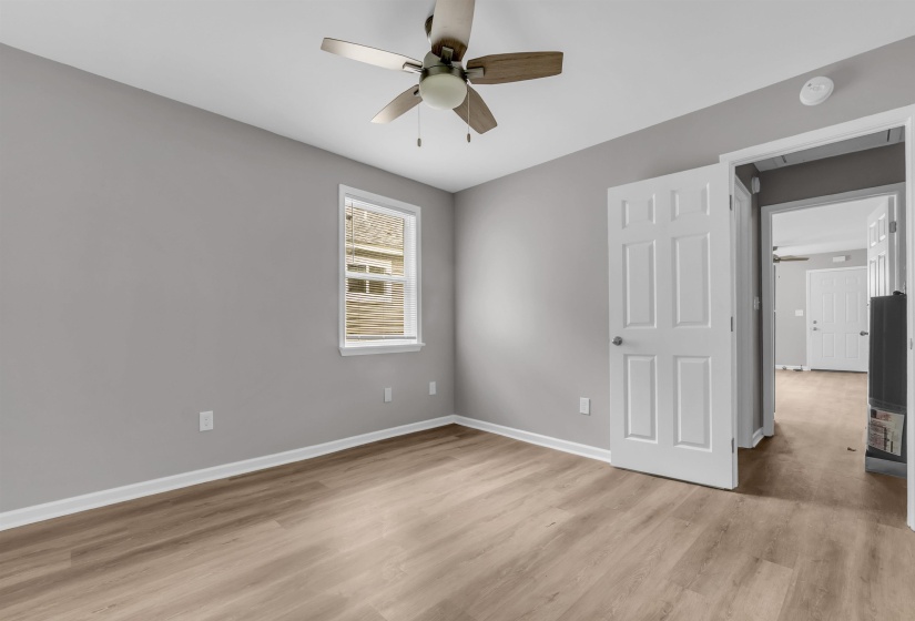 732 MONTGOMERY ST, Memphis, Tennessee 38107, 2 Bedrooms Bedrooms, ,1 BathroomBathrooms,Duplexes,For Sale,MONTGOMERY,10225714