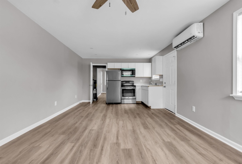 732 MONTGOMERY ST, Memphis, Tennessee 38107, 2 Bedrooms Bedrooms, ,1 BathroomBathrooms,Duplexes,For Sale,MONTGOMERY,10225714