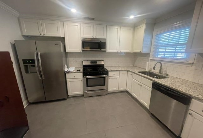 114 MARNE ST, Memphis, Tennessee 38111-3421, 2 Bedroom Bedrooms, 6 Room Rooms,2 BathroomBathrooms,Rental Properties,For Sale,MARNE,0,10225702