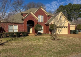 624 LANDING PARTY DR, Collierville, Tennessee 38017, 4 Bedroom Bedrooms, 9 Room Rooms,3.1 BathroomBathrooms,Rental Properties,For Sale,LANDING PARTY,0,10225704 624 LANDING PARTY DR, Collierville, Tennessee 38017, 4 Bedroom Bedrooms, 9 Room Rooms,3.1 BathroomBathrooms,Rental Properties,For Sale,LANDING PARTY,0,10225704